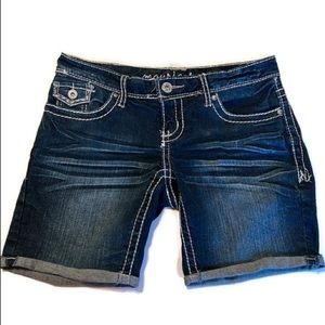 Maurice’s Dark-wash Denim Bermuda Shorts Size 1/2